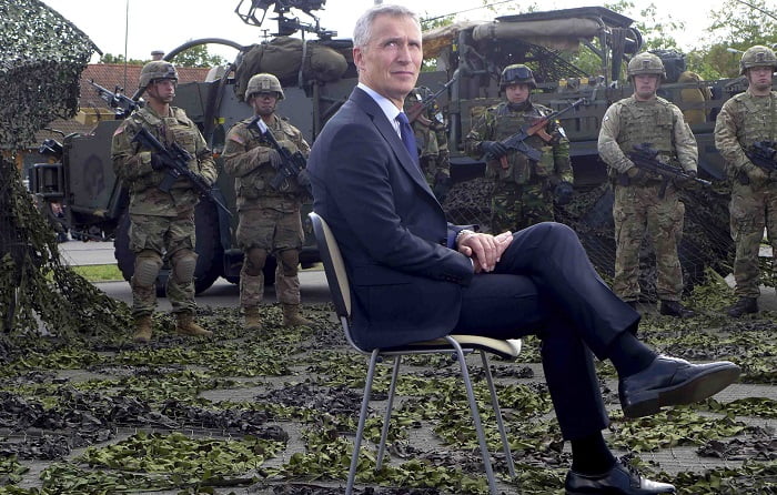 La défense de l'UE reçoit un coup de main de Stoltenberg 4 La défense de l'UE reçoit un coup de main de Stoltenberg - 3