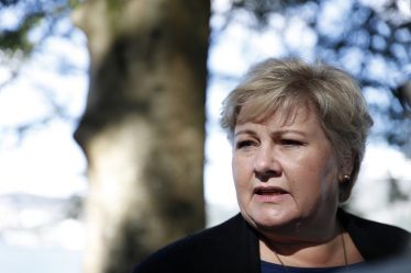 Erna Solberg dit qu'il est "imprudent d'arrêter de rapatrier les jeunes en Afghanistan" - 20