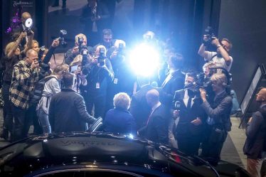 Les prévisions donnent une majorité bourgeoise - 18