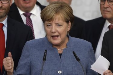 Solberg envoie un tweet de félicitations en allemand à Merkel - 18