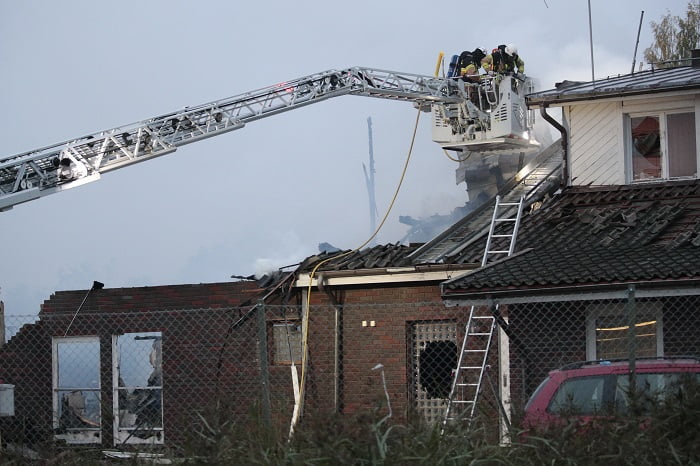 L'incendie d'une mosquée en Suède pourrait être un incendie criminel 4 L'incendie d'une mosquée en Suède pourrait être un incendie criminel - 3