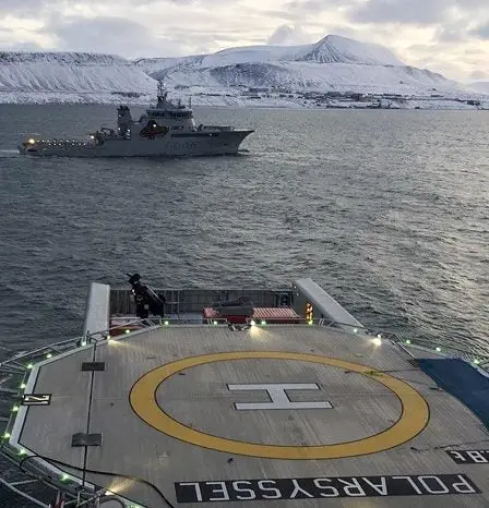 Un hélicoptère russe écrasé retrouvé sur le fond marin à l'extérieur de Barentsburg 17 Un hélicoptère russe écrasé retrouvé sur le fond marin à l'extérieur de Barentsburg - 16