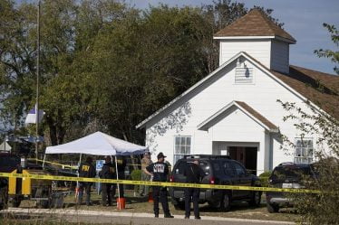 Le massacre d'une église est la fusillade de masse la plus meurtrière de l'histoire du Texas - 16