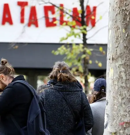 Des commémorations émouvantes deux ans après la terreur à Paris 17 Des commémorations émouvantes deux ans après la terreur à Paris - 16
