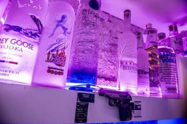Une bouteille de vodka valant des millions volée dans un bar de Copenhague - 18