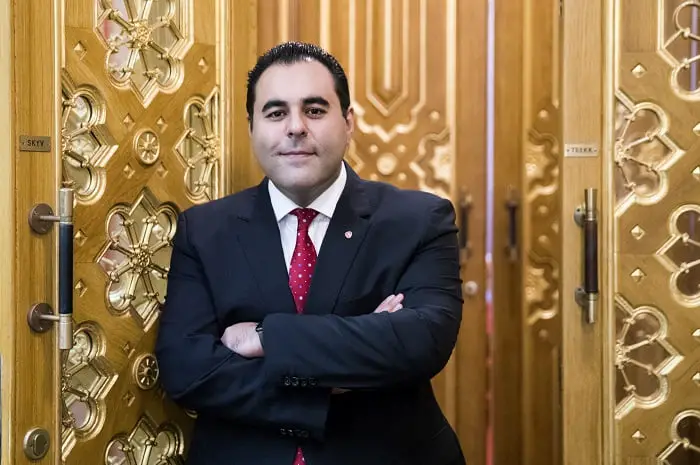 Rébellion contre la politique d'asile d'Arbeiderpartiet (Ap) parmi les principaux partisans de l'Ap 4 Rébellion contre la politique d'asile d'Arbeiderpartiet (Ap) parmi les principaux partisans de l'Ap - 3