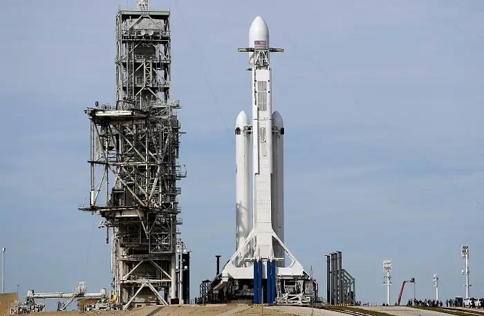 SpaceX lance avec succès le vaisseau spatial le plus puissant du monde - 3