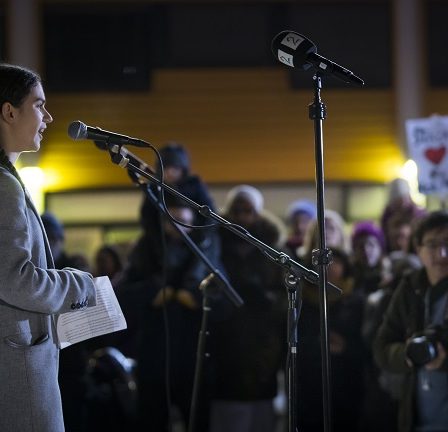 Amanda (16 ans) dit : « Nous, les jeunes de Holmlia, n'avons rien à perdre ! 17 Amanda (16 ans) dit : « Nous, les jeunes de Holmlia, n'avons rien à perdre ! - 16
