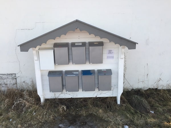 Employé des services postaux accusé de vol 4 Employé des services postaux accusé de vol - 3