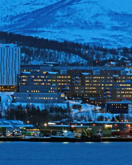 Épidémie de coronavirus signalée à l'hôpital universitaire du nord de la Norvège à Tromsø 26 Épidémie de coronavirus signalée à l'hôpital universitaire du nord de la Norvège à Tromsø - 25