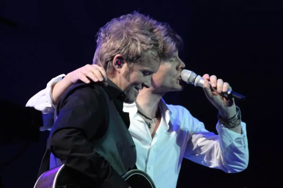 Vous avez entendu Take On Me. C'est l'histoire de a-ha, le groupe derrière le bop - 15