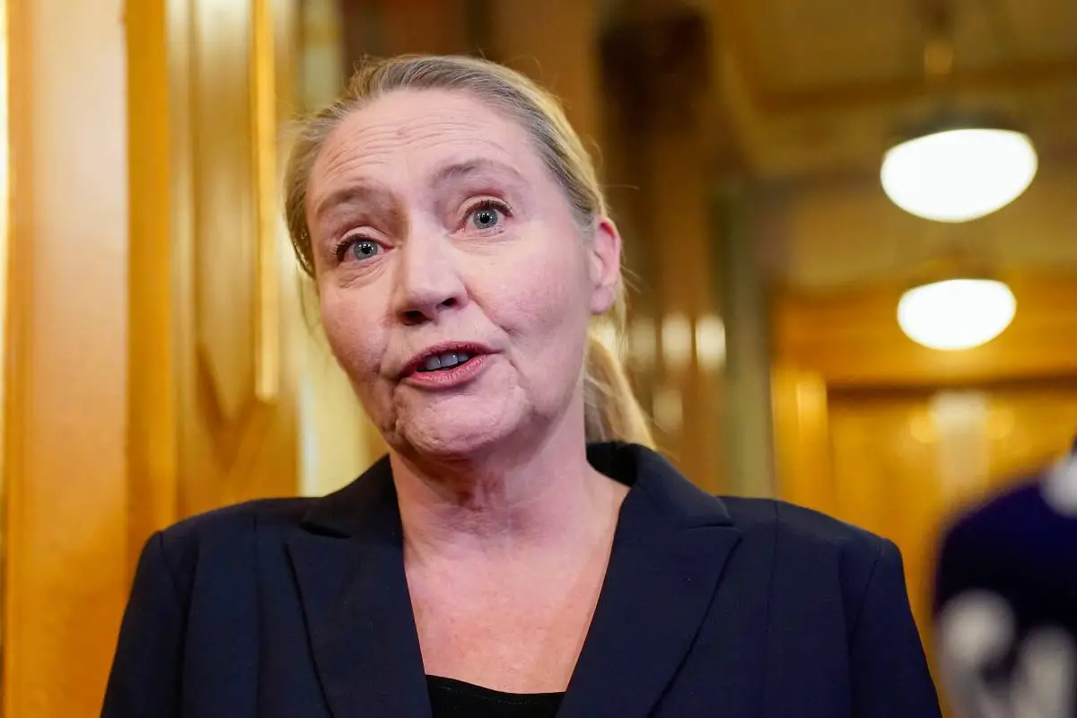 Eva Kristin Hansen a officiellement démissionné de son poste de présidente du parlement norvégien - 3