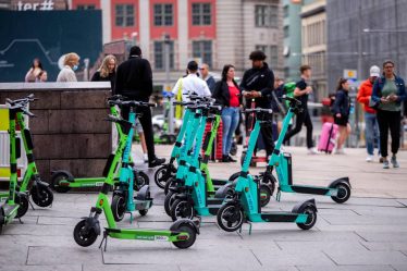 Oslo décide de ne pas révoquer les licences des entreprises accusées d'avoir trop de scooters électriques en service - 16