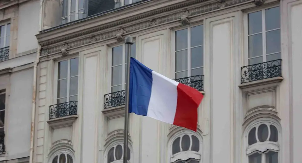 Le vote en France a commencé 4 Le vote en France a commencé - 3