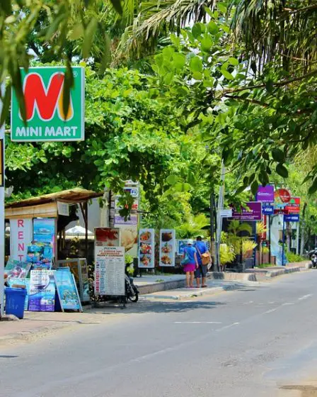 Deux homosexuels condamnés à 85 coups de fouet en Indonésie 8 Deux homosexuels condamnés à 85 coups de fouet en Indonésie - 7