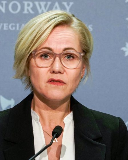 Ministre norvégien de la Santé Kjerkol : les professionnels de la santé se verront proposer une troisième dose de vaccin 26 Ministre norvégien de la Santé Kjerkol : les professionnels de la santé se verront proposer une troisième dose de vaccin - 25