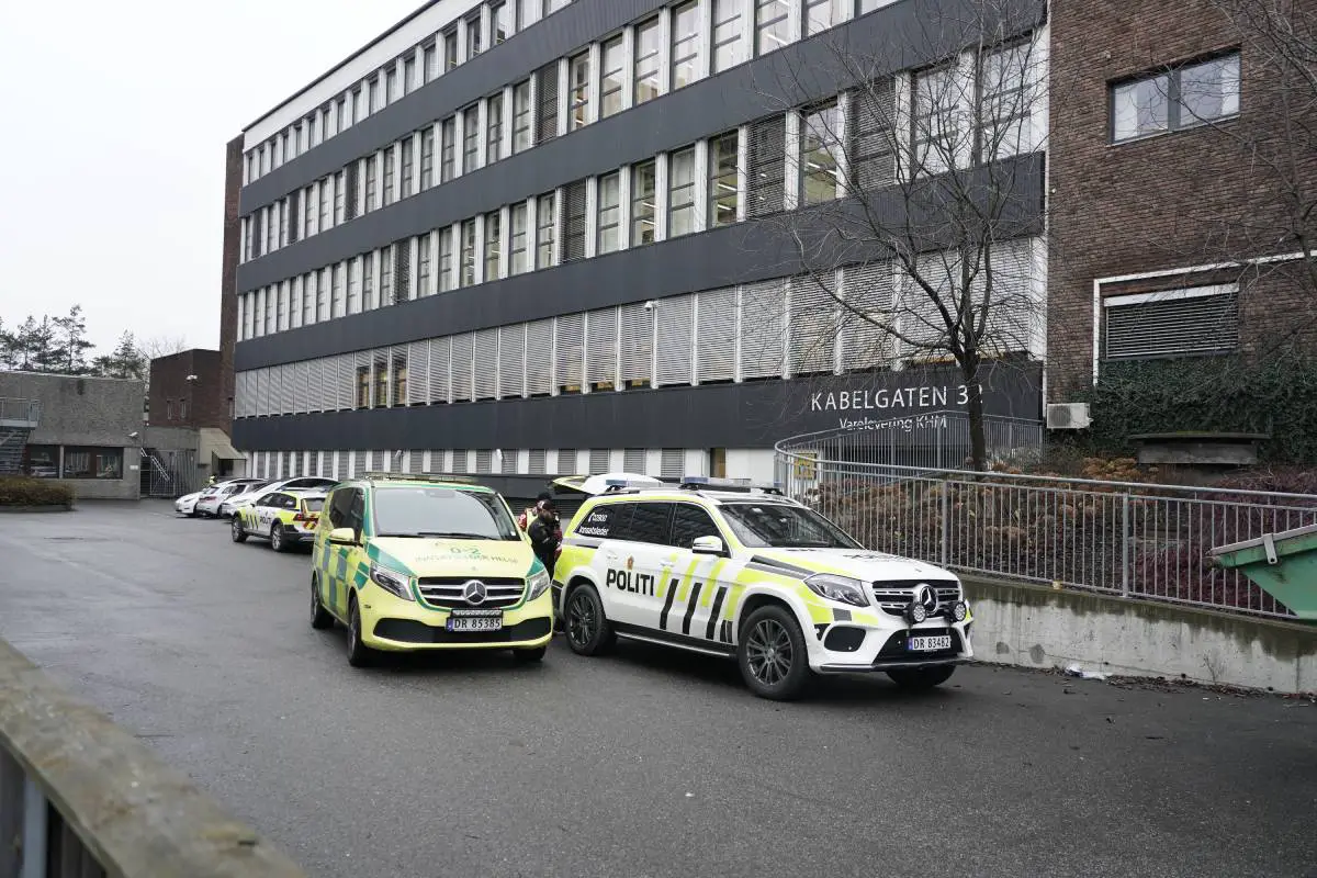 Coup de couteau au lycée Kuben à Oslo : cinq personnes arrêtées pour complicité de tentative de meurtre - 3