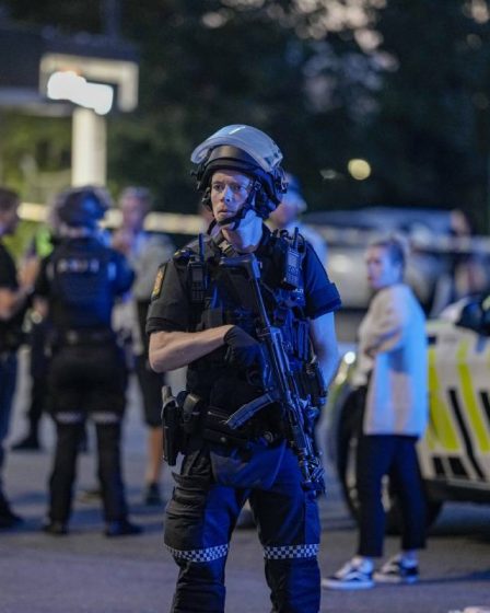 Une personne transportée à l'hôpital après un incident au couteau à Oslo 19 Une personne transportée à l'hôpital après un incident au couteau à Oslo - 18