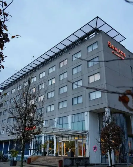 Autorités sanitaires néerlandaises : la variante omicron était déjà présente aux Pays-Bas le 19 novembre 5 Autorités sanitaires néerlandaises : la variante omicron était déjà présente aux Pays-Bas le 19 novembre - 4