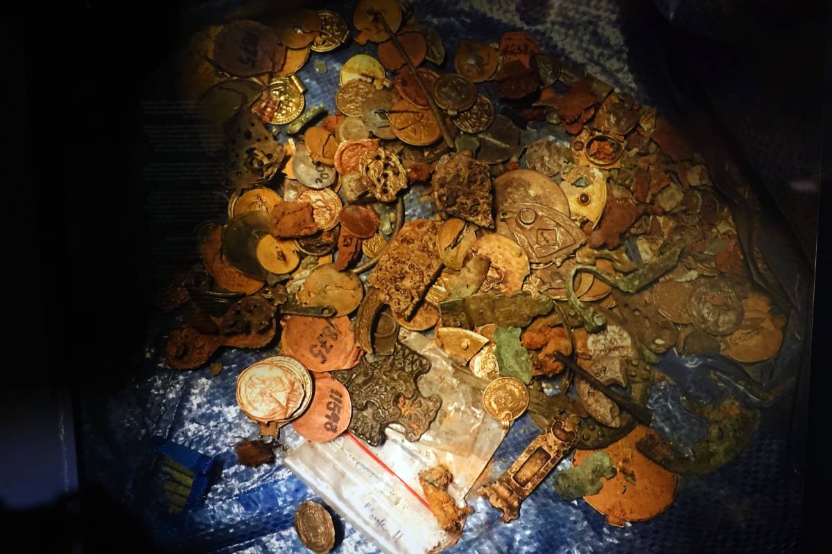 Tout sur Avaldsnes, la patrie historique des souverains vikings en Norvège 9 Trésor viking volé