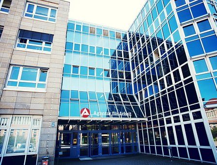 Un Norvégien dupe des demandeurs d'emploi dans des emplois inexistants 8 Un Norvégien dupe des demandeurs d'emploi dans des emplois inexistants - 7