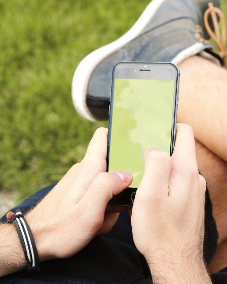 Une nouvelle loi accorde à la police le pouvoir de déverrouiller les téléphones portables « bométriques » 5 Une nouvelle loi accorde à la police le pouvoir de déverrouiller les téléphones portables « bométriques » - 4