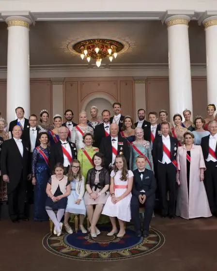 Erna Solberg a organisé le dîner du roi Harald et de la reine Sonja 26 Erna Solberg a organisé le dîner du roi Harald et de la reine Sonja - 25
