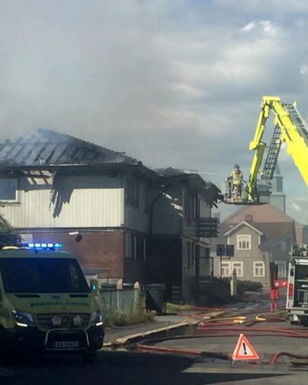 Un violent incendie dans un immeuble à appartements à Sarpsborg 30 Un violent incendie dans un immeuble à appartements à Sarpsborg - 29