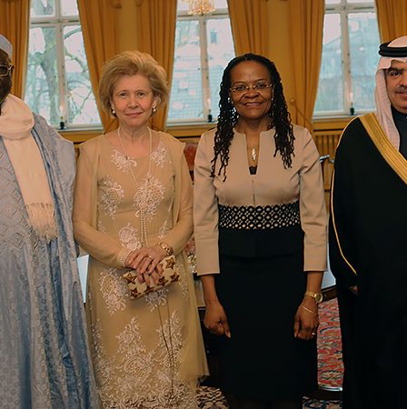 Nouveaux ambassadeurs d'Espagne, de Namibie, de Bahreïn et du Tchad 5 Nouveaux ambassadeurs d'Espagne, de Namibie, de Bahreïn et du Tchad - 4