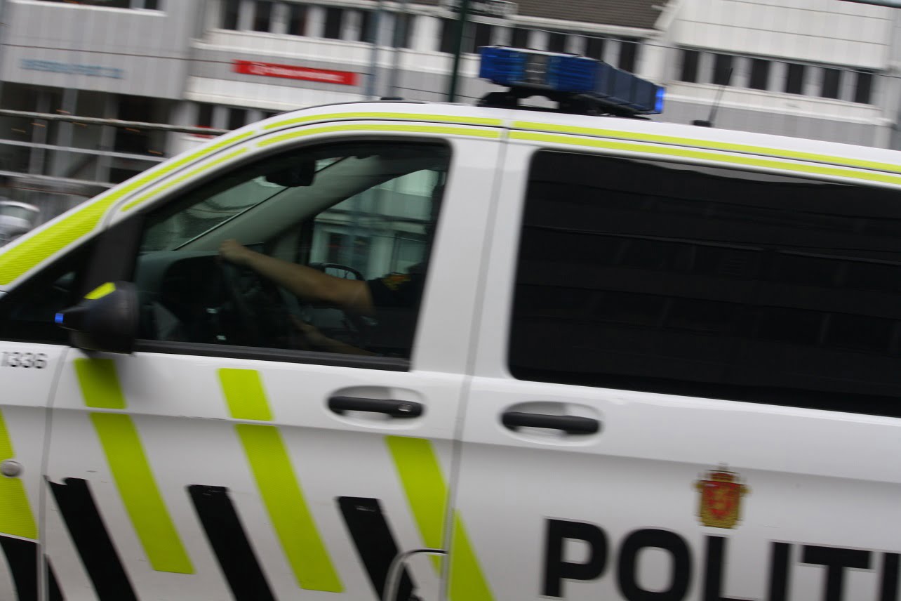 Coups de couteau - un mort à Oslo 4 Coups de couteau - un mort à Oslo - 3