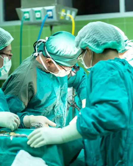 Association médicale : - L'assurance conduit à un traitement excessif 29 Association médicale : - L'assurance conduit à un traitement excessif - 28