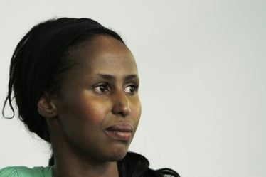 Kadra Yusuf récompensée par le prix de l'égalité de LO - 20