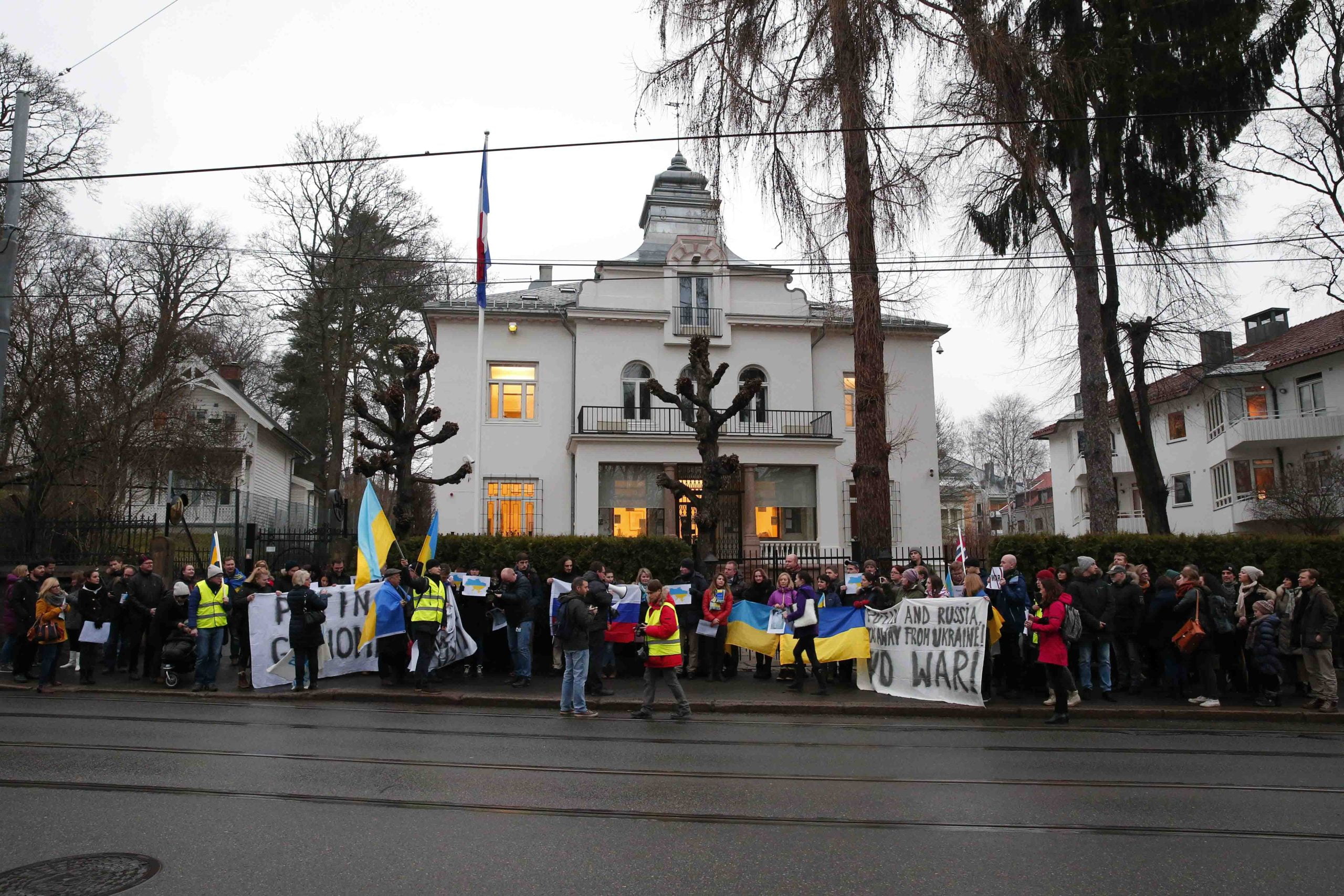 Manifestation pour les droits des homosexuels devant l'ambassade de Russie - 3