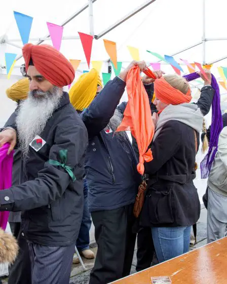 20 000 ont participé à la "journée du turban" à Oslo 5 20 000 ont participé à la "journée du turban" à Oslo - 4