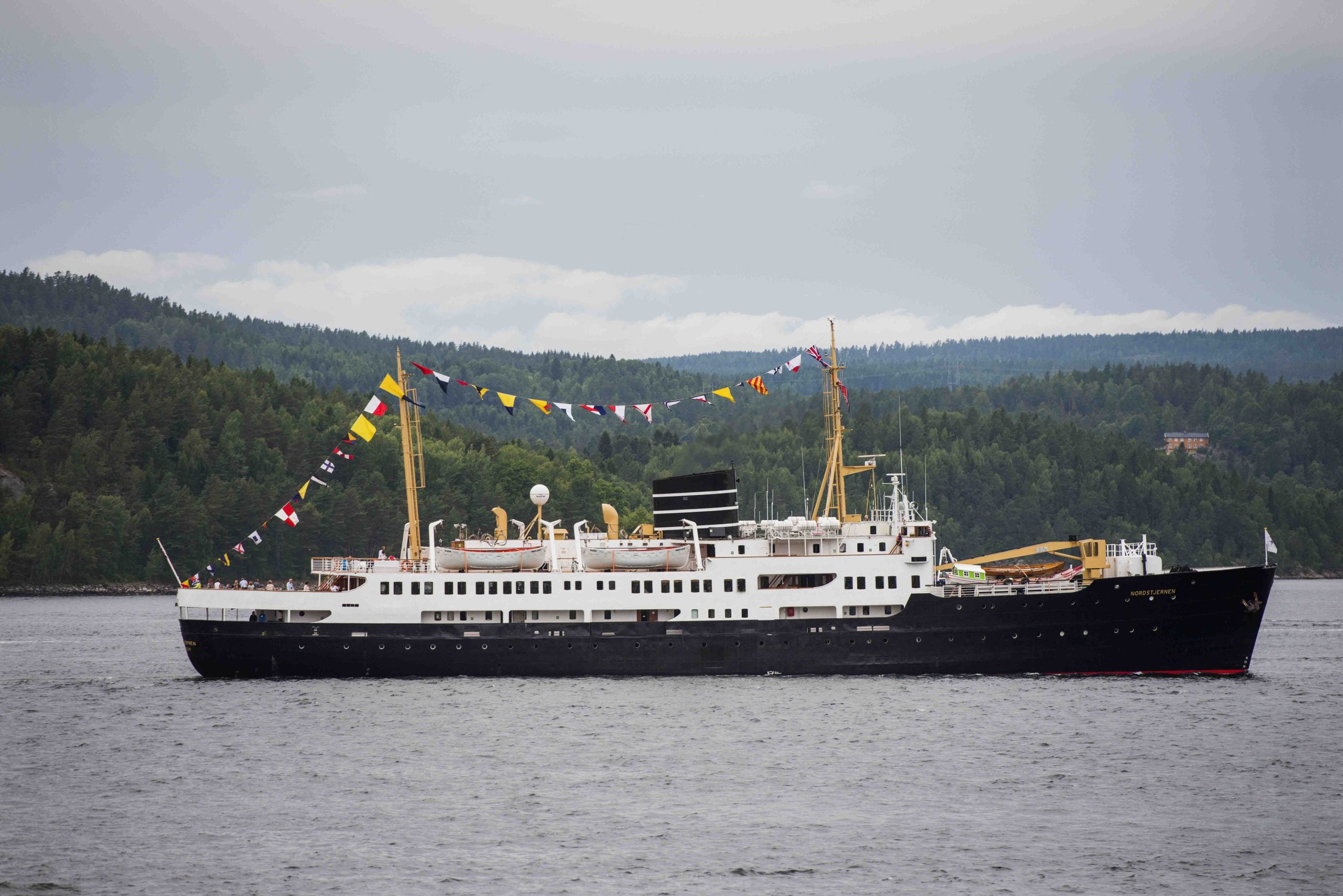 14 personnes arrêtées sur un bateau de croisière à Bodø - 3