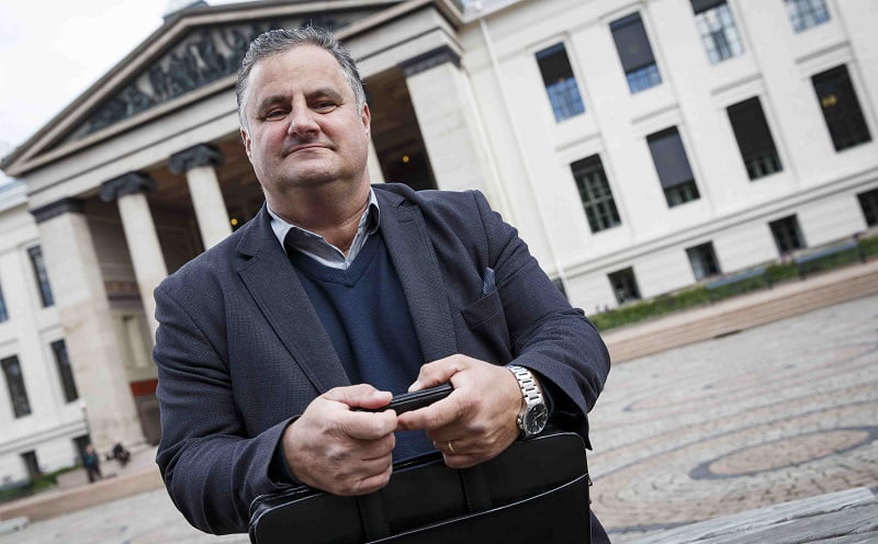 Un organisme de financement gouvernemental examinera le fonds rom en raison de soupçons de corruption 4 Un organisme de financement gouvernemental examinera le fonds rom en raison de soupçons de corruption - 3