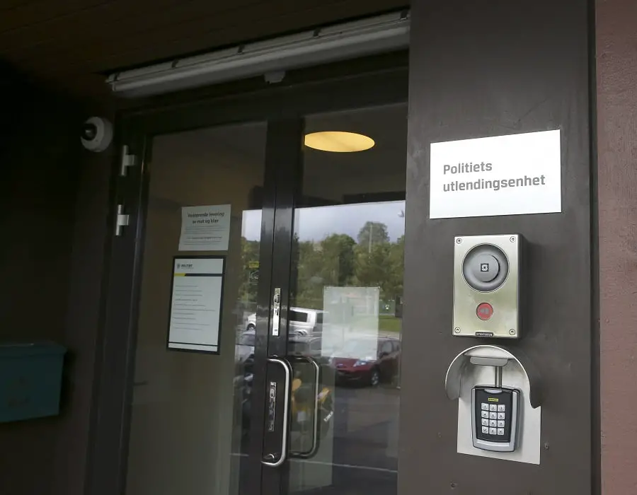Diminution du nombre d'expulsions forcées au premier semestre - 3
