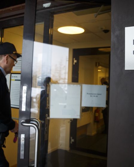 L'unité de police de l'immigration doit réduire ses effectifs 23 L'unité de police de l'immigration doit réduire ses effectifs - 22