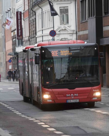 Le professeur pense que les automobilistes devraient céder le passage aux cyclistes 14 Le professeur pense que les automobilistes devraient céder le passage aux cyclistes - 13