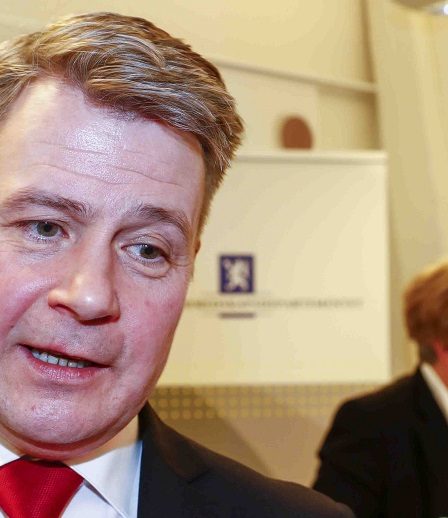 Le ministre de la Justice fait l'éloge de la police 11 Le ministre de la Justice fait l'éloge de la police - 10