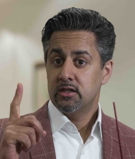 Grande nie avoir regretté quoi que ce soit - Abid Raja rend les choses un peu difficiles 20 Grande nie avoir regretté quoi que ce soit - Abid Raja rend les choses un peu difficiles - 19