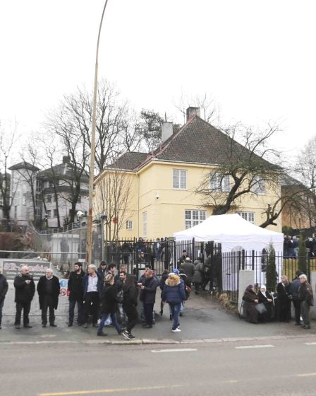 Le vote a commencé à l'ambassade de Turquie 17 Le vote a commencé à l'ambassade de Turquie - 16