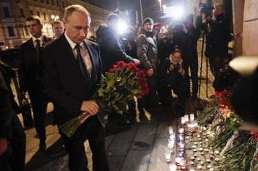 Les autorités russes cherchent des réponses aux attentats terroristes de Saint-Pétersbourg - 16