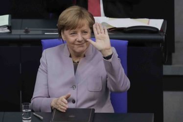 Angela Merkel dit que les relations de l'UE avec la Turquie ont été endommagées - 20