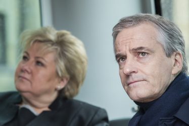 Les travaillistes toujours devant les conservateurs - 6