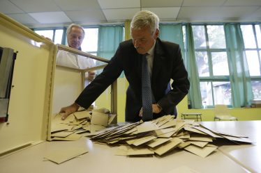 Un tiers des électeurs ont choisi un candidat à la présidentielle en France - 18