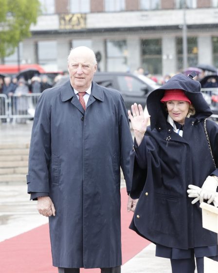 La famille royale a poursuivi sa célébration en mer 5 La famille royale a poursuivi sa célébration en mer - 4
