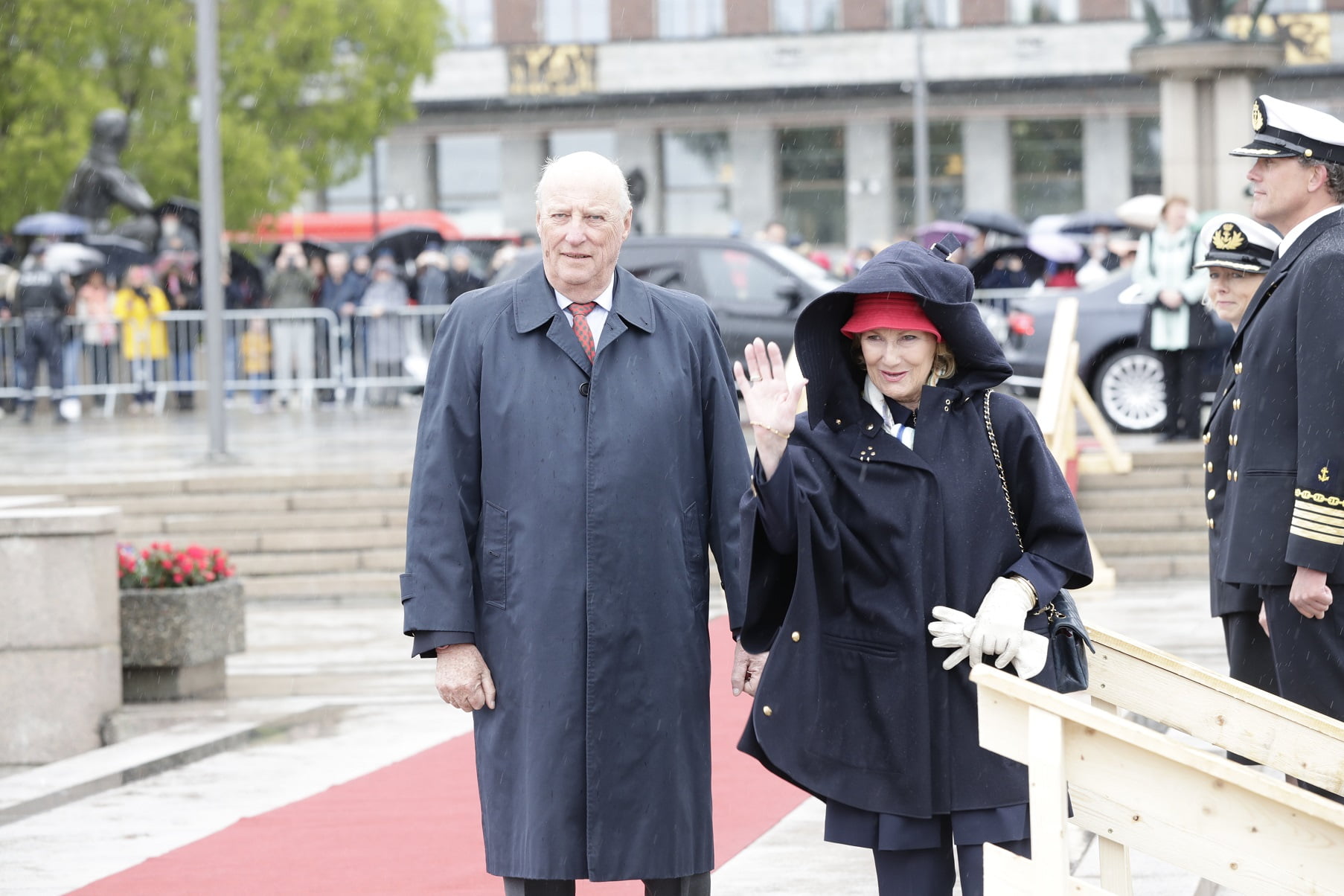 La famille royale a poursuivi sa célébration en mer 4 La famille royale a poursuivi sa célébration en mer - 3