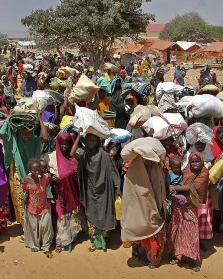 Plus aux victimes de la faim du gouvernement norvégien 26 Plus aux victimes de la faim du gouvernement norvégien - 25