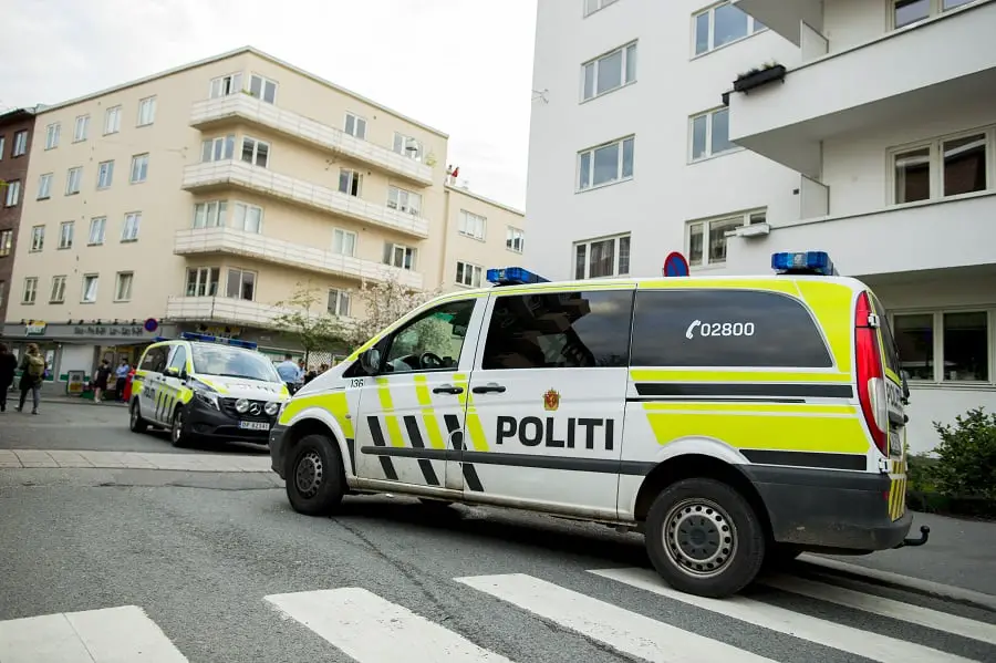 Le ministère de la Justice cherche à supprimer le droit à l'aide juridictionnelle gratuite aux personnes qui se voient refuser un permis de séjour 4 Le ministère de la Justice cherche à supprimer le droit à l'aide juridictionnelle gratuite aux personnes qui se voient refuser un permis de séjour - 3